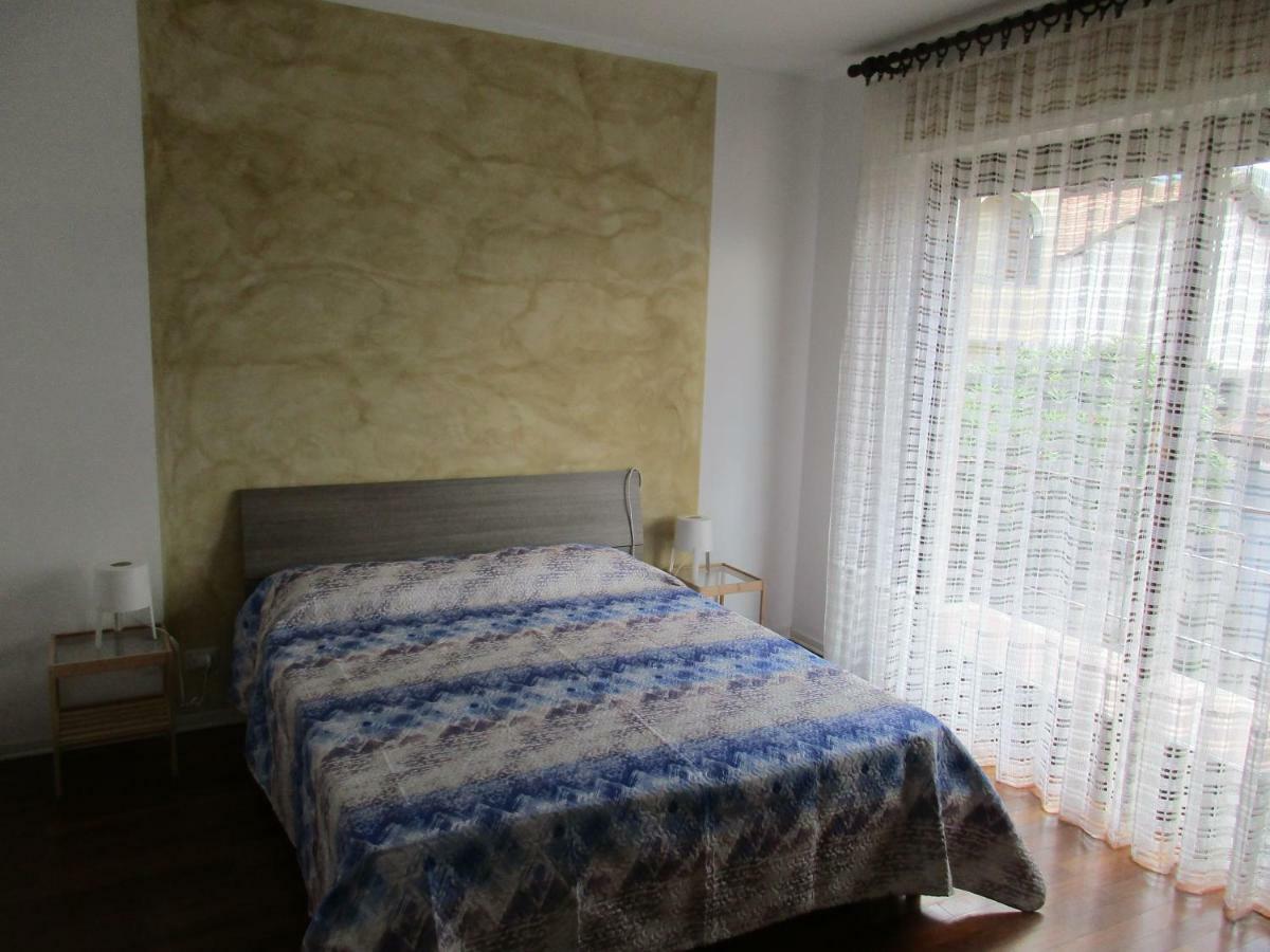 Red Rose Apartment Stresa